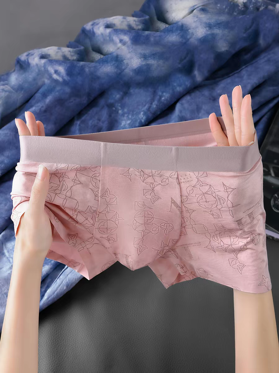 Obsidian Veil Monogram Trunk – Pack of 4